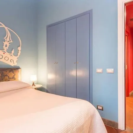 Campo De Fiori Luxury House Apartment *
