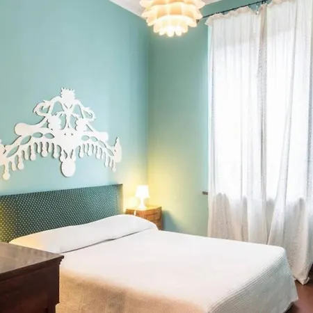 Campo De Fiori Luxury House Apartment *