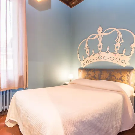 Campo De Fiori Luxury House Apartment *